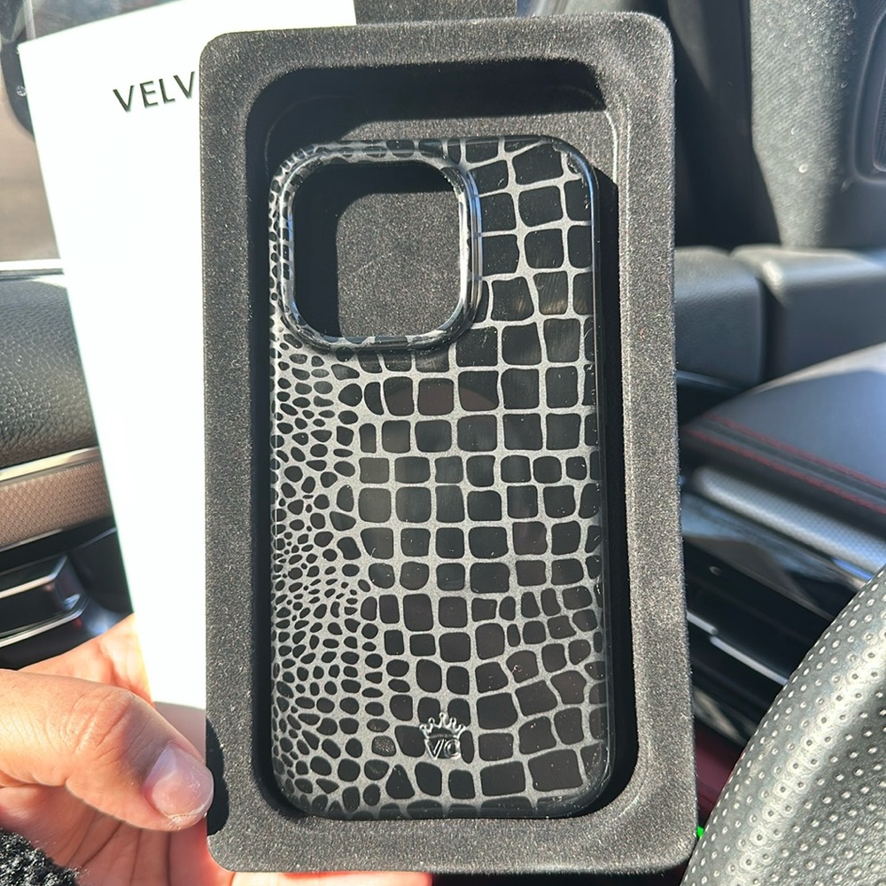 Velvet Caviar Black Croc iPhone 14 Pro Case